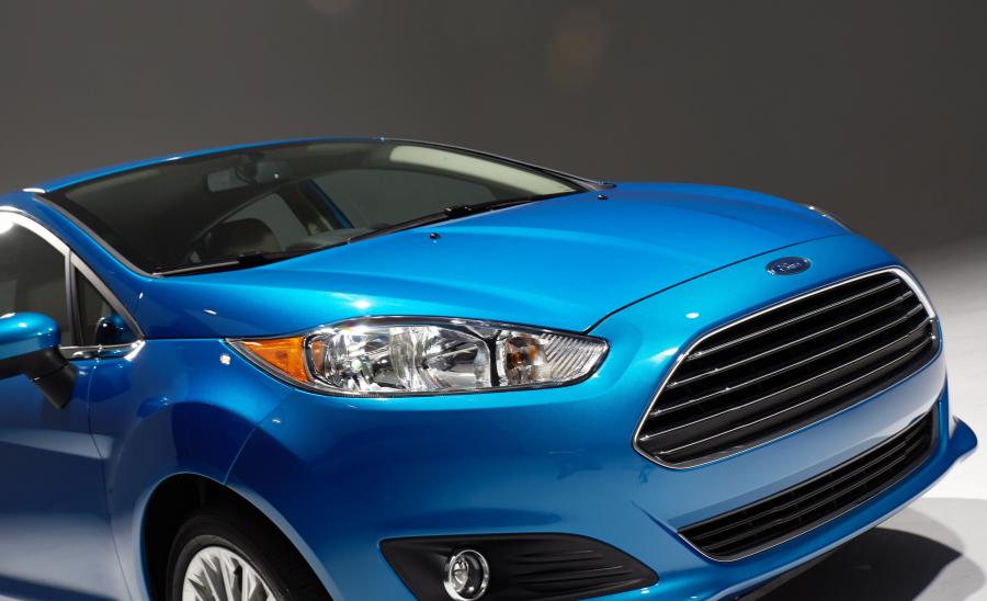  Ford Fiesta 5-Door 2014 года  (US) (фото 99 из 122)